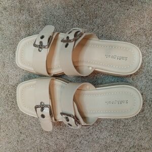 Indigo rd. Chunky Platform Braid Ivory Sandals Sz 10